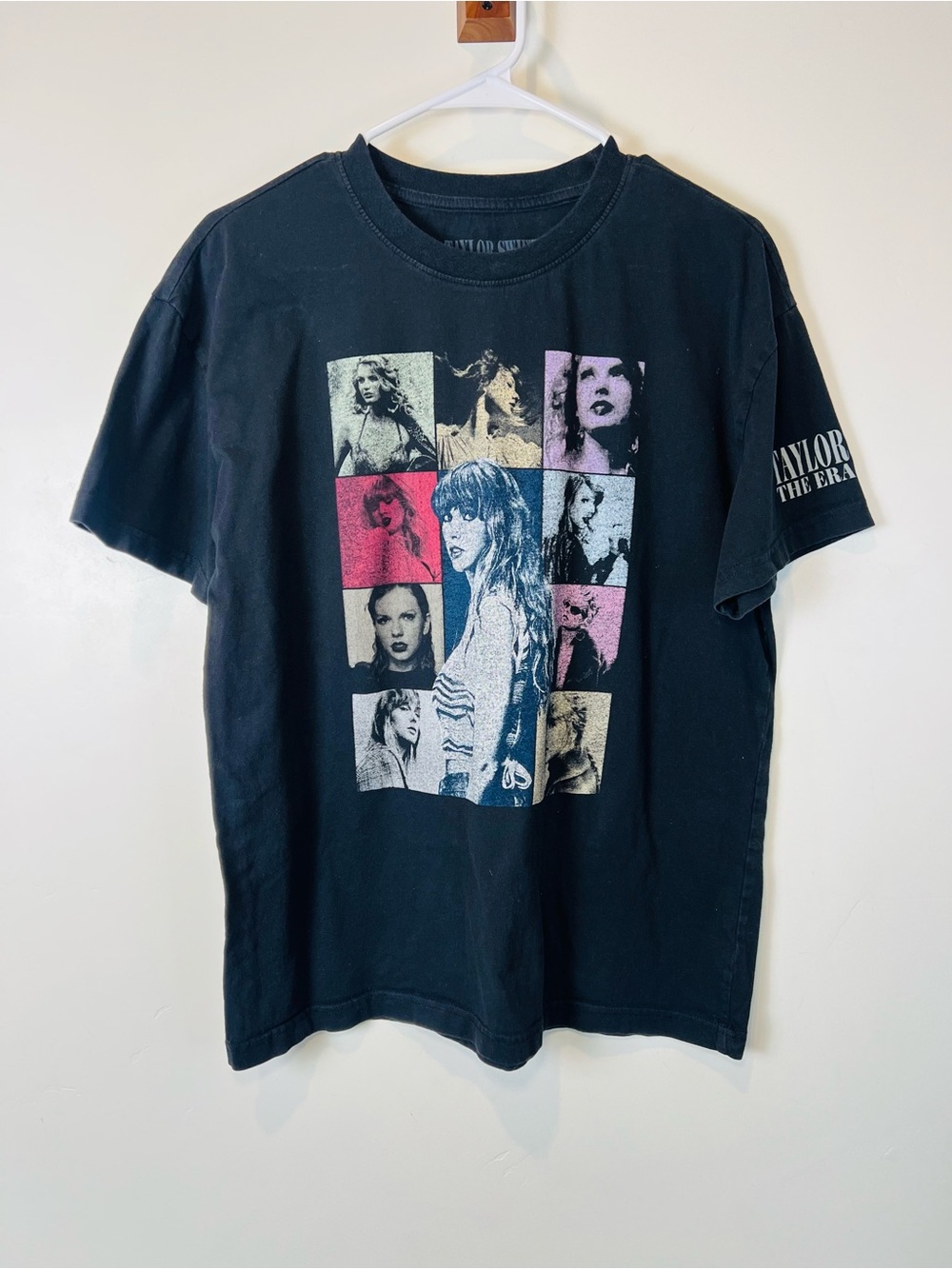 Taylor Swift The Eras tour Merch T-Shirt M